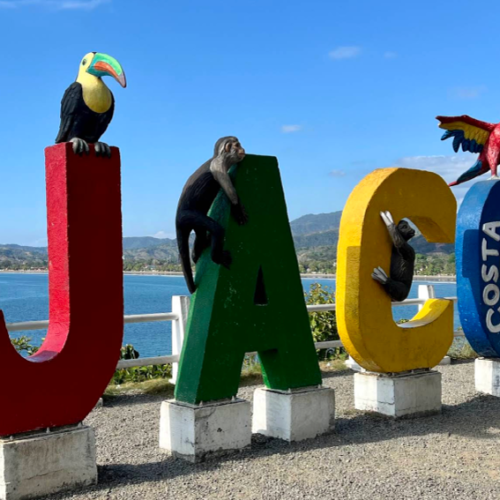 Mirador de Jacó viewpoint in Costa Rica